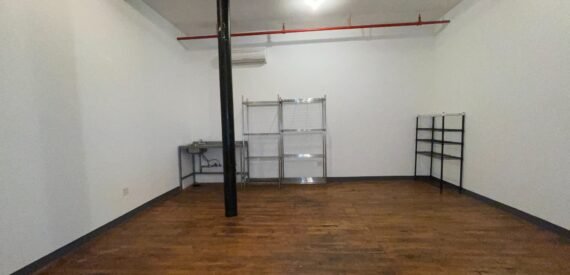 Bright Skylight Flex Space for Lease in East Williamsburg – Exclusive Opportunity!