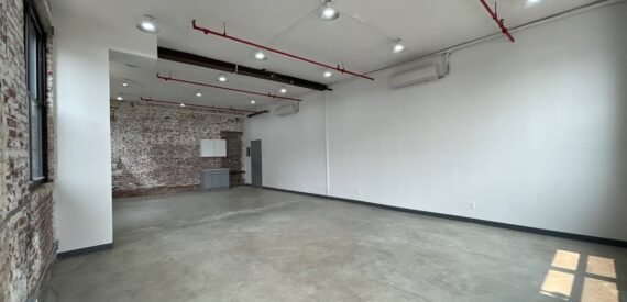 Spacious Corner Flex Loft for Lease in Prime East Williamsburg Location