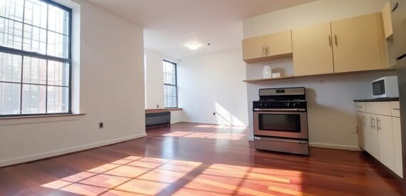 Spacious 700 Sq Ft Studio in Ridgewood – No Broker Fee, Pet Friendly, Prime Location