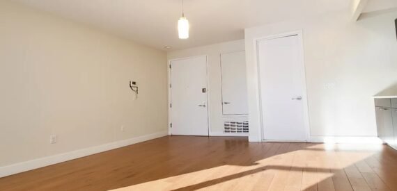Spacious 4BR Ridgewood Apartment w/ Laundry, Roof Access &amp; No Broker Fee!