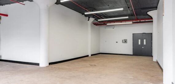 Spacious Flex Commercial Spaces for Lease in Prime Bushwick Location – 1,300 SF