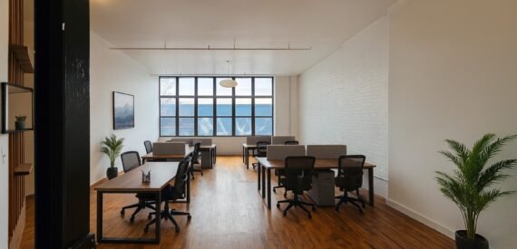 Spacious 800 Sq Ft Commercial Loft for Lease in Prime Bushwick near L Morgan Stop