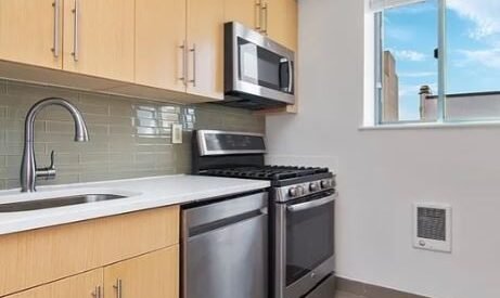 Amazing 2 bed on Jane Street in West Village