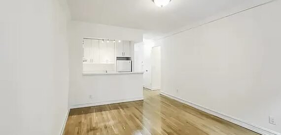 Prime Upper East Side Studio Apartment – Steps from Central Park &amp; Amenities