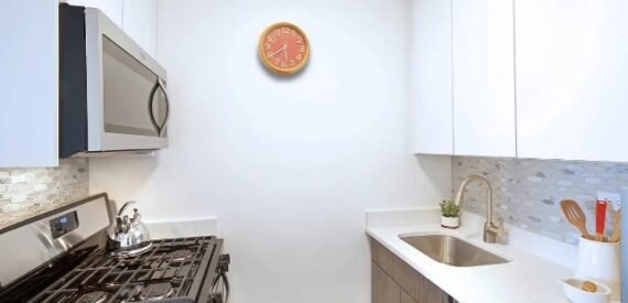 Amazing Studio on East 34th Street in Kips Bay