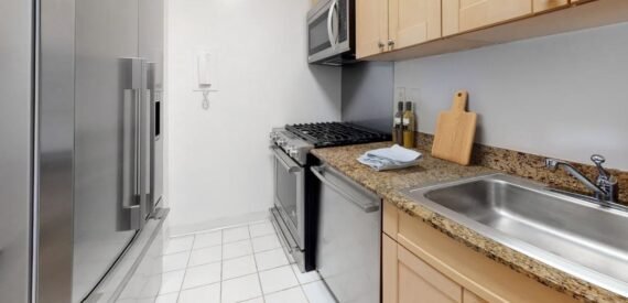 Amazing 1 bed on East 34th Street in Murray Hill