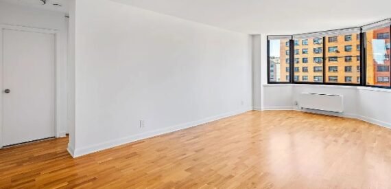 Amazing 1 bed on West 90th Street in Upper West Side