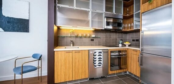 Amazing open layout on West 42nd Street in Hell’s Kitchen