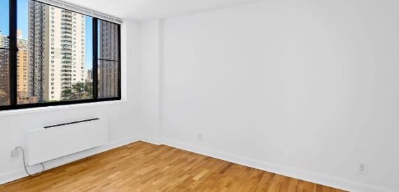 Amazing 2 bed on West 90th Street in Upper West Side