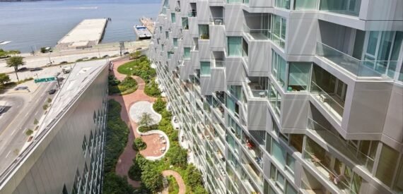 Amazing 1 bed on West 57th Street in Hell&#8217;s Kitchen