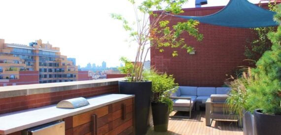 Amazing open layout on Manhattan Avenue in South Harlem