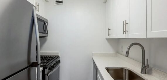 Amazing 2 bed on West 90th Street in Upper West Side