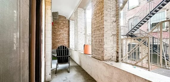 Greenwich Village Loft w/ Balcony, Elevator, Laundry – Prime Gold Coast Location!