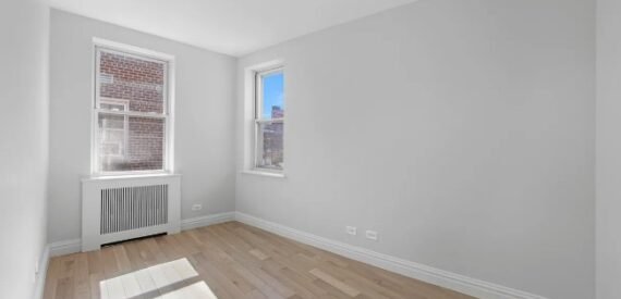 Amazing 1 bed on Greenwich Street in West Village