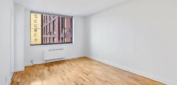 Amazing 2 bed on West 90th Street in Upper West Side