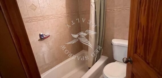 Amazing 1 bed on 28th Avenue in Astoria