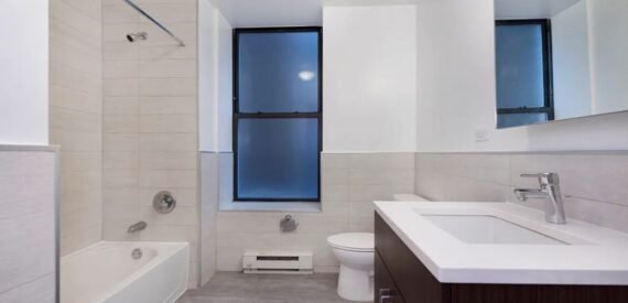 Amazing 2 bed on Manhattan Avenue in South Harlem