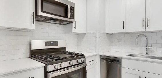 Amazing 2 bed on Waterside Plaza in Kips Bay