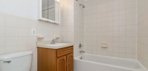 Amazing 2 bed on West 119th Street in South Harlem