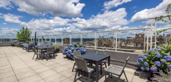 Amazing 2 bed on West End Avenue in upper west side