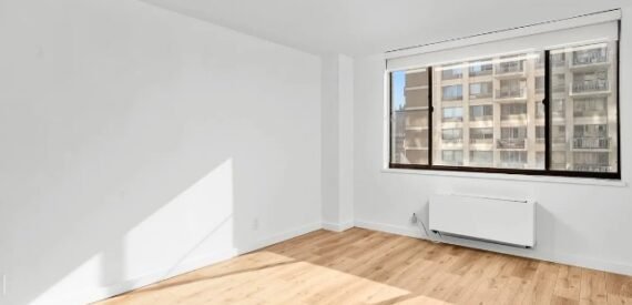 Amazing 2 bed on West 90th Street in Upper West Side