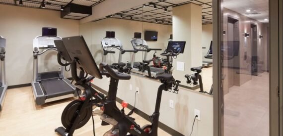 Amazing open layout on East 34th Street in Kips Bay