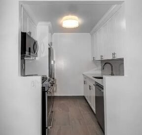 Amazing 1 bed on West 55th Street in Midtown