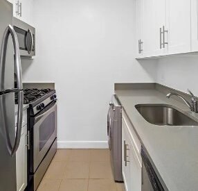 Amazing 2 bed on West 90th Street in Upper West Side