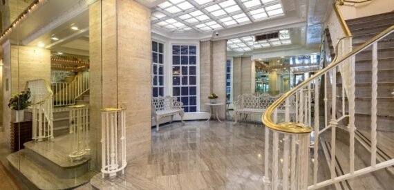 Amazing 1 bed on West 55th Street in Midtown