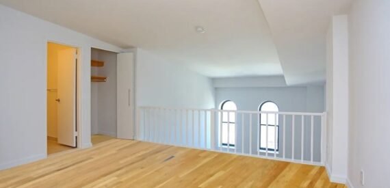 Amazing open layout on Greenwich Street in West Village