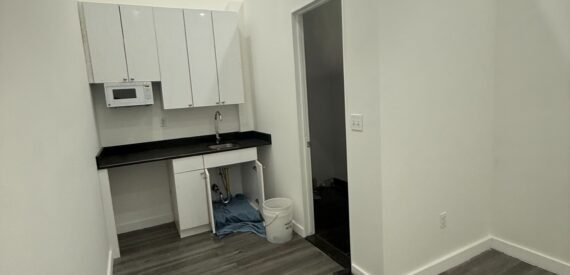 Prime 1,500 SF Retail Loft on Broadway with Soaring Ceilings &amp; Huge Windows