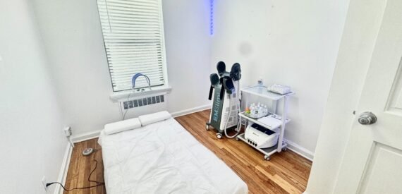 Bright Ground-Floor Retail/Office Space in Astoria Near Mount Sinai Hospital