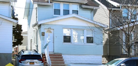 Brooklyn Canarsie Cheapest 2 family DETACHED Full Vacant! Asking $ 629,000.00