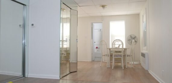 Brooklyn Canarsie Cheapest 2 family DETACHED Full Vacant! Asking $ 629,000.00