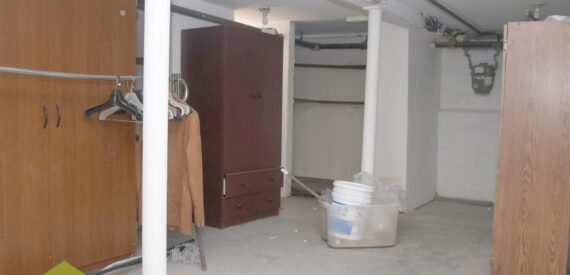 Brooklyn Canarsie Cheapest 2 family DETACHED Full Vacant! Asking $ 629,000.00