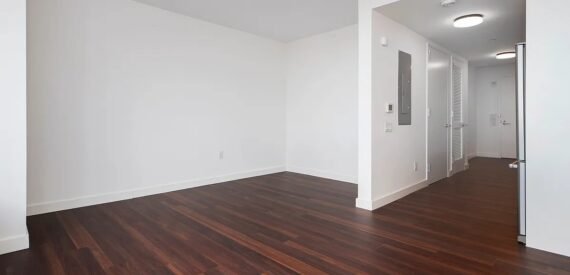 BRAND NEW STUDIO IN LUXURY BUILDING! NO FEE!!!