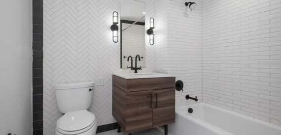 BRAND NEW STUDIO IN LUXURY BUILDING! NO FEE!!!