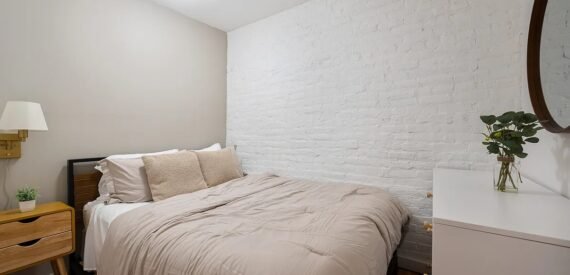 Furnished 3BR Summer Rental in Hell’s Kitchen – Spacious, Modern, Prime Location!