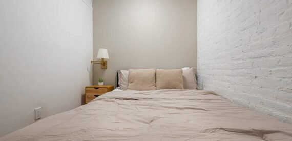 Furnished 3BR Summer Rental in Hell’s Kitchen – Spacious, Modern, Prime Location!