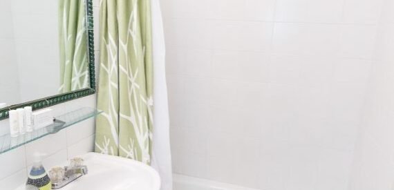 Fully Furnished 1BR Apt in UES Brownstone – Steps to Subway &amp; Hospitals, Pets OK