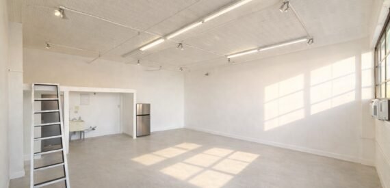 Spacious Industrial Loft for Lease in Prime Bushwick – 600 Sq Ft, Customizable Space
