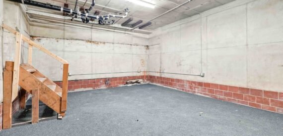 1850 SF Retail Space plus basement in Prime Ridgewood