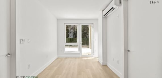 Luxury 2BR w/ Private Backyard, King Bedrooms &amp; Amenities Near 2/5 Trains – Flatbush