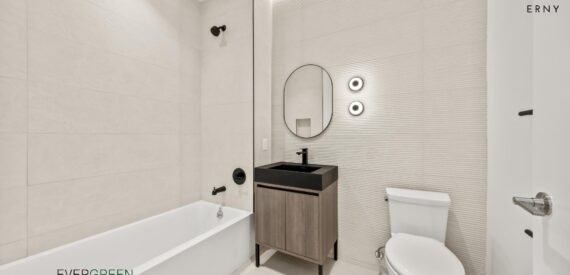 Luxury 2BR w/ Private Backyard, King Bedrooms &amp; Amenities Near 2/5 Trains – Flatbush