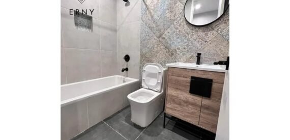 Modern 3BR/2BA Renovated Apartment with Yard &amp; Laundry in East Flatbush