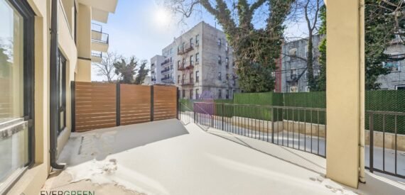 Luxury 2BR w/ Private Backyard, King Bedrooms &amp; Amenities Near 2/5 Trains – Flatbush