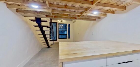 INDUSTRIAL LOFT – NEW – WILLIAMSBURG