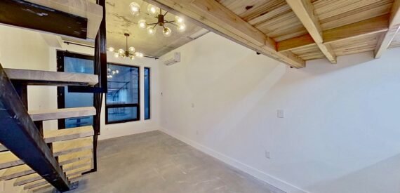 INDUSTRIAL LOFT – NEW – WILLIAMSBURG