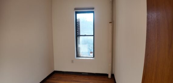 NO FEE! SUNNY 2BR in the EV!