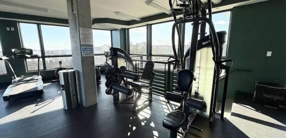 X-Large 2BR in Prime Crown Heights – Modern, Sunlit, Pet-Friendly, No Fee!